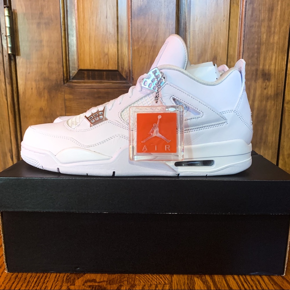 Air Jordan Retro 4 “Pure Money”